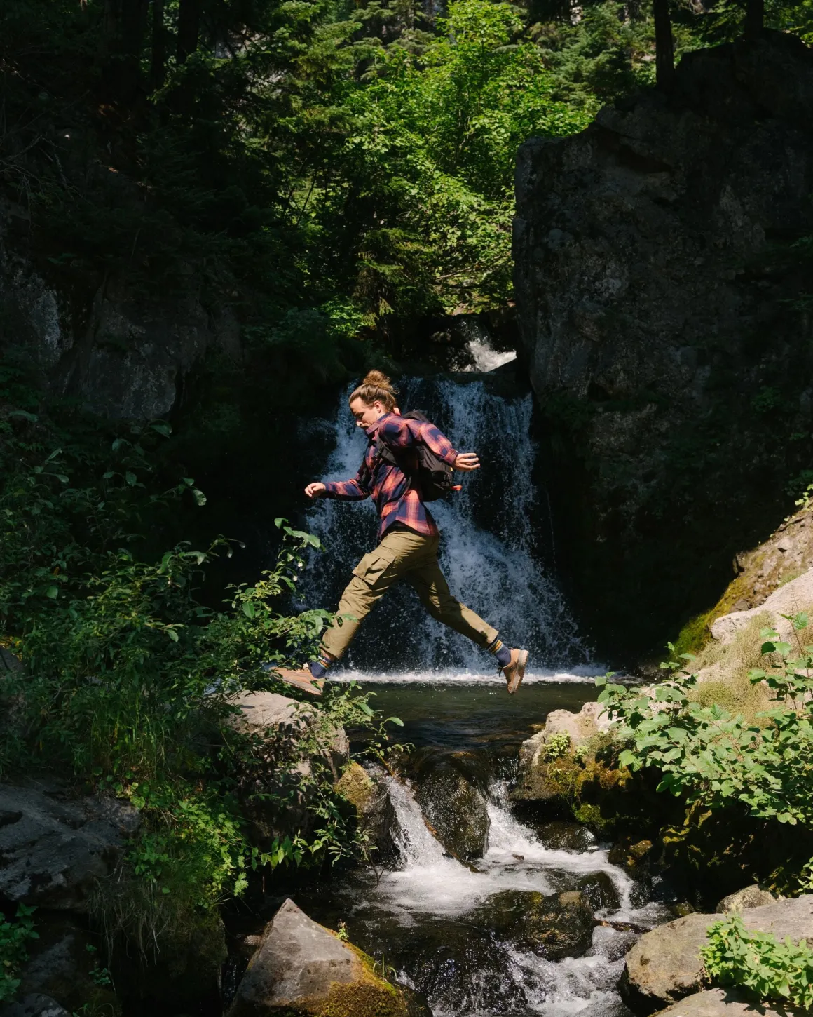 Adventurer Cargo Pants - Khaki Green