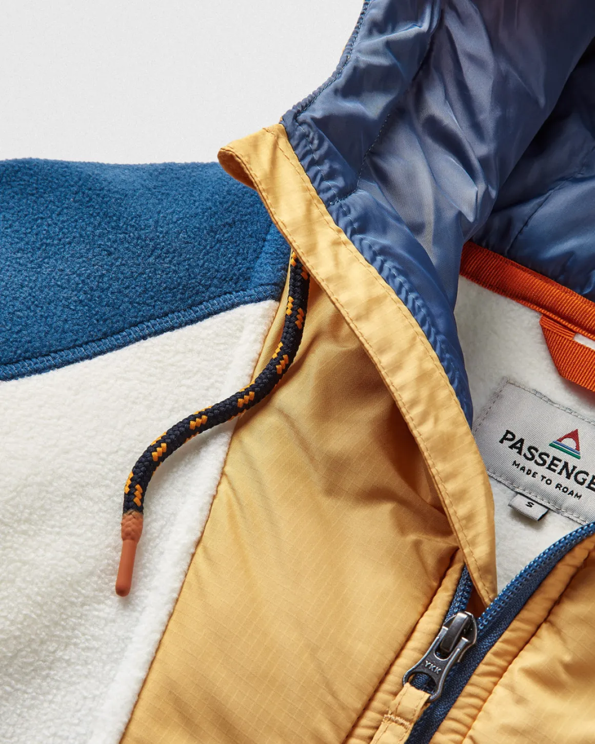 Alexander Recycled Polar Hooded Fleece - Egret