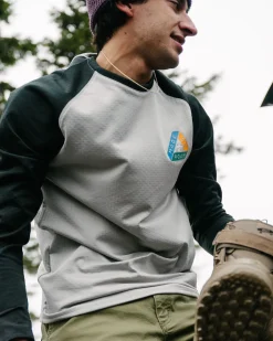 Alpine Recycled Base Layer Long Sleeve T-Shirt - Black/Grey