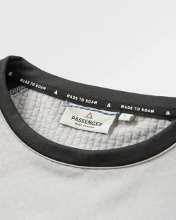 Alpine Recycled Base Layer Long Sleeve T-Shirt - Black/Grey