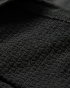 Atlantis Recycled Base Layer Long Sleeve T-Shirt - Black