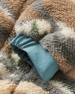 Beaumont Recycled Sherpa Hooded Fleece - Mount Scenic Oatmeal