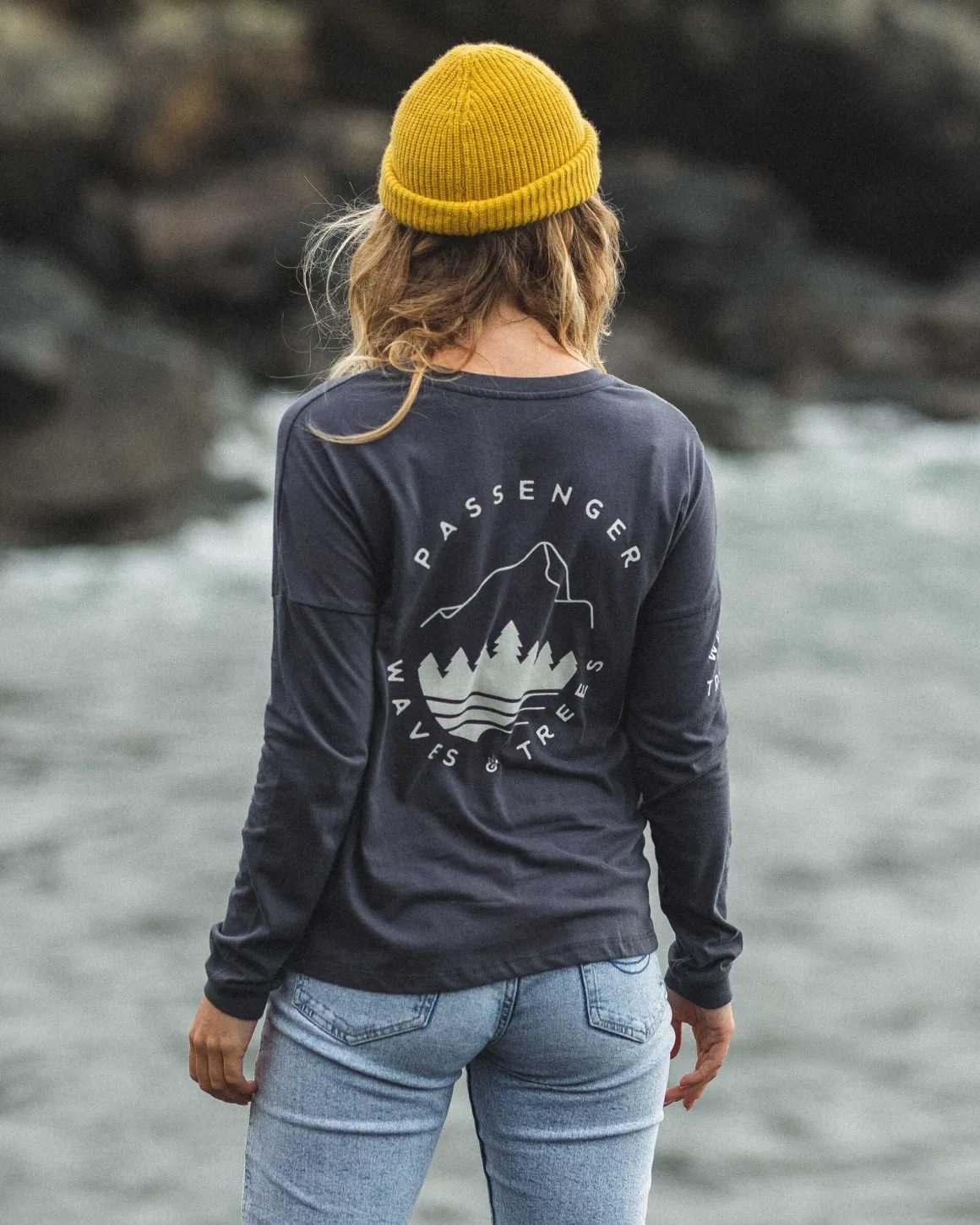 Big Leaf Recycled Long Sleeve T-Shirt - Faded Black