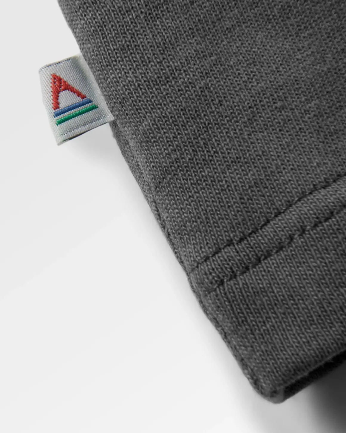 Big Leaf Recycled Long Sleeve T-Shirt - Faded Black