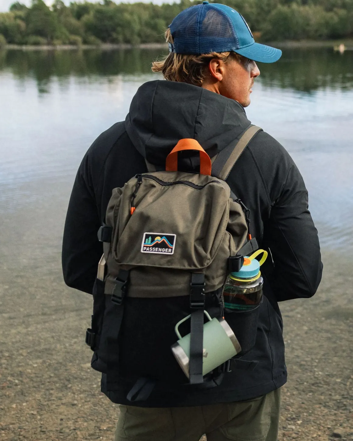 Boondocker Recycled 26L Backpack - Black/Khaki Green