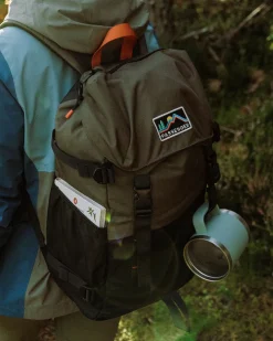 Boondocker Recycled 26L Backpack - Black/Khaki Green