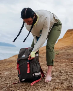 Boondocker Recycled 26L Backpack - Khaki Green