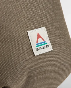 Boondocker Recycled Sling 8L - True Black/ Khaki Green