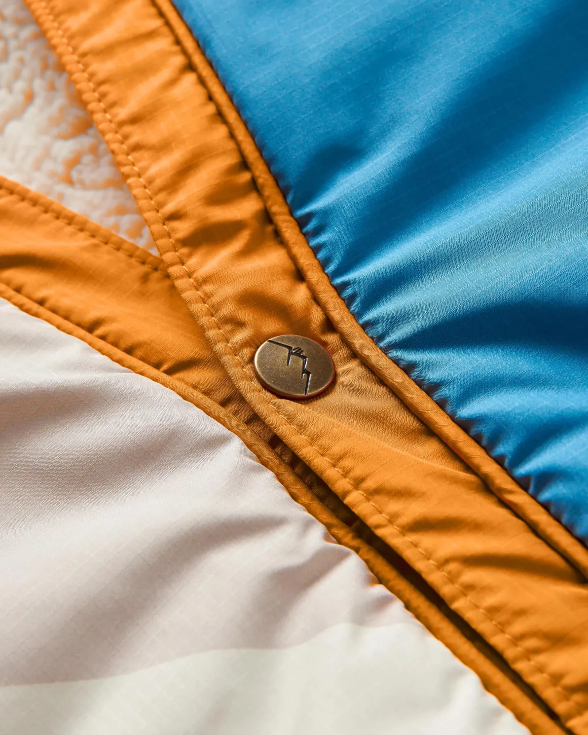 Cabin Recycled Sherpa Blanket - Cornflower