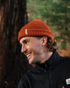 Compass Recycled Beanie - Rust