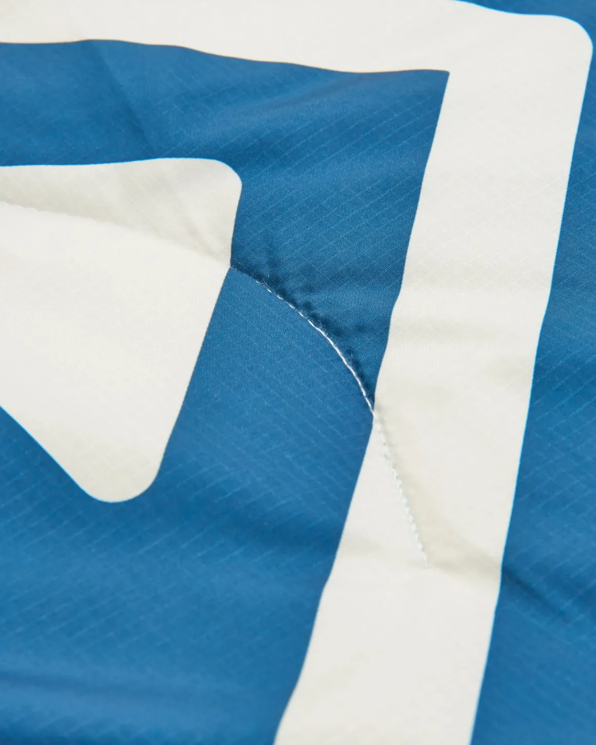 Cozy Recycled Sherpa Blanket - Mountain Geo Grey Blue