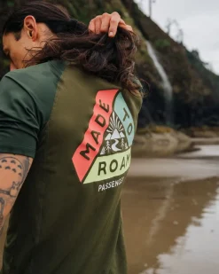 Dawn To Dusk Recycled Active T-shirt - Khaki Green