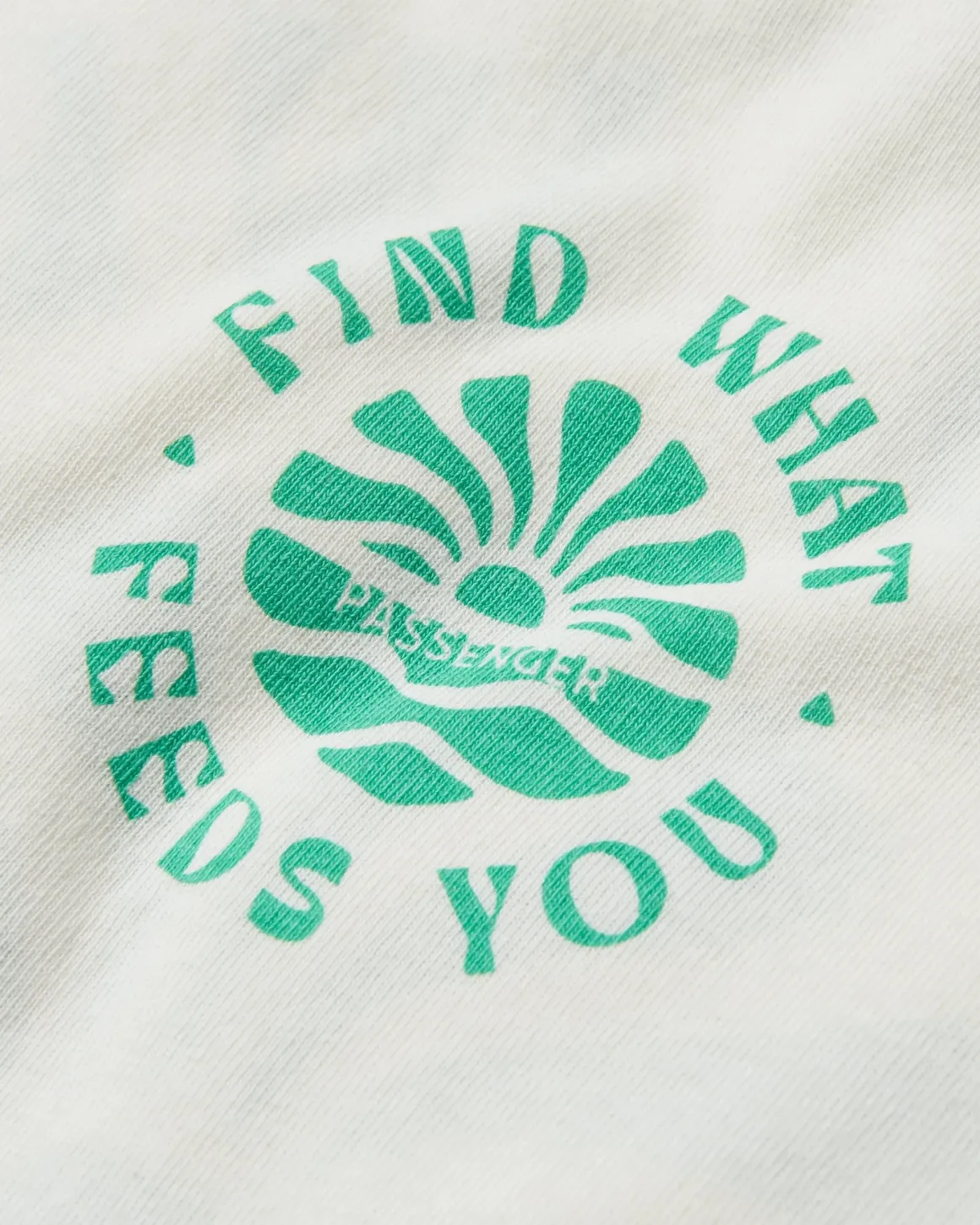 Discovery Rolled Sleeve T-Shirt - Marshmallow