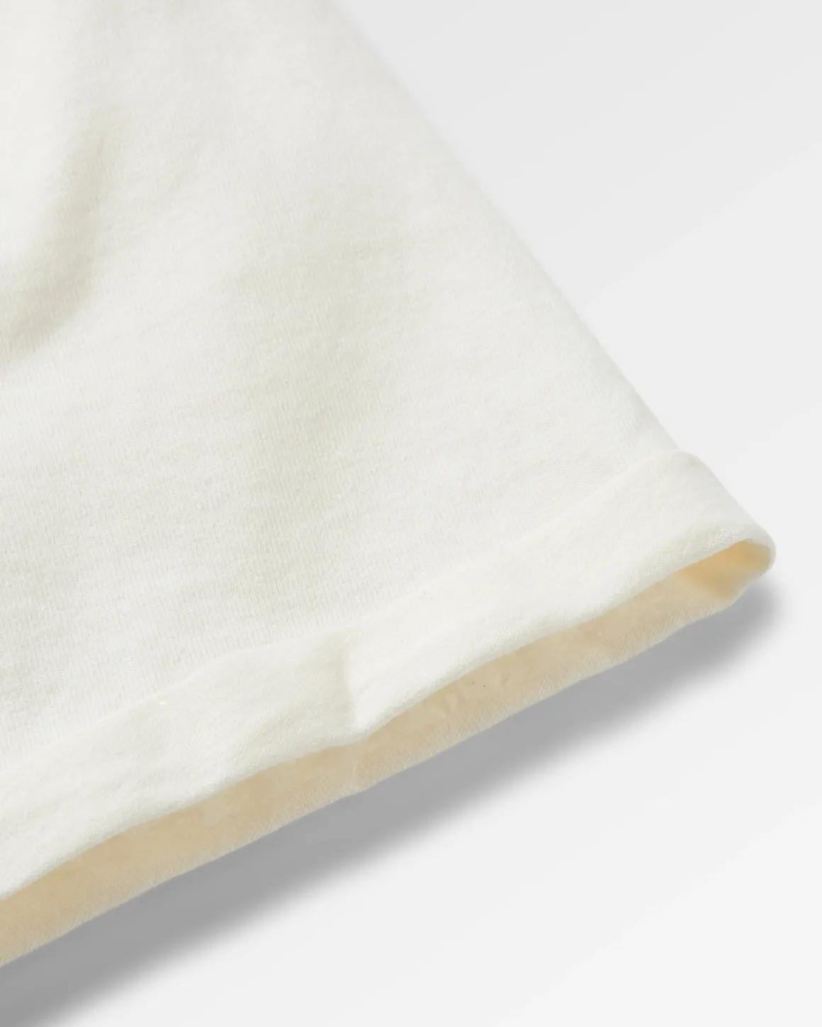 Discovery Rolled Sleeve T-Shirt - Marshmallow