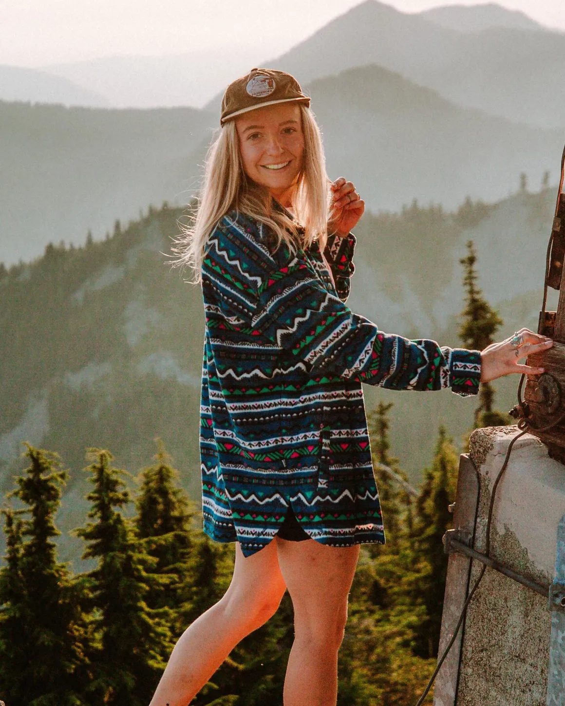 East Recycled Polar Fleece Long Sleeve Shirt - Mountain Geo Tidal Blue