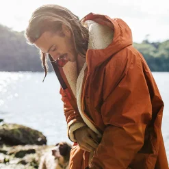 Escapism Recycled Sherpa Lined Changing Robe - Rust