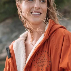 Escapism Recycled Sherpa Lined Changing Robe - Rust