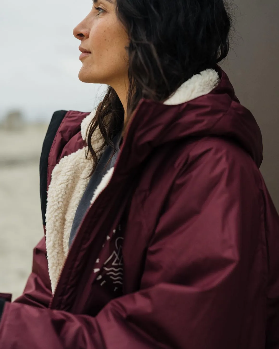 Escapism Recycled Sherpa Lined Changing Robe - Windsor Wine