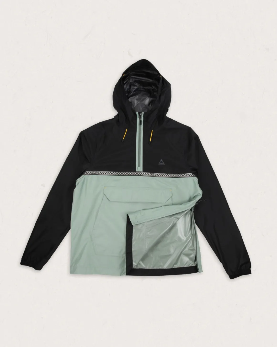 Flow Half Zip Recycled Water Resistant Jacket - True Black/Pistachio
