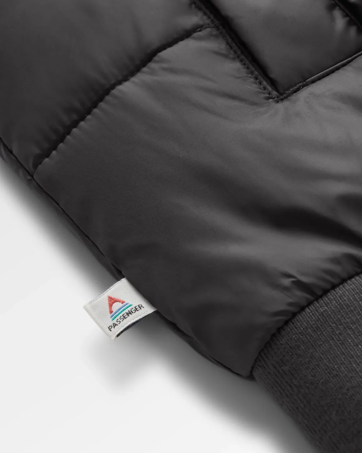 Journey Recycled Insulated Jacket - Black/Khaki Green