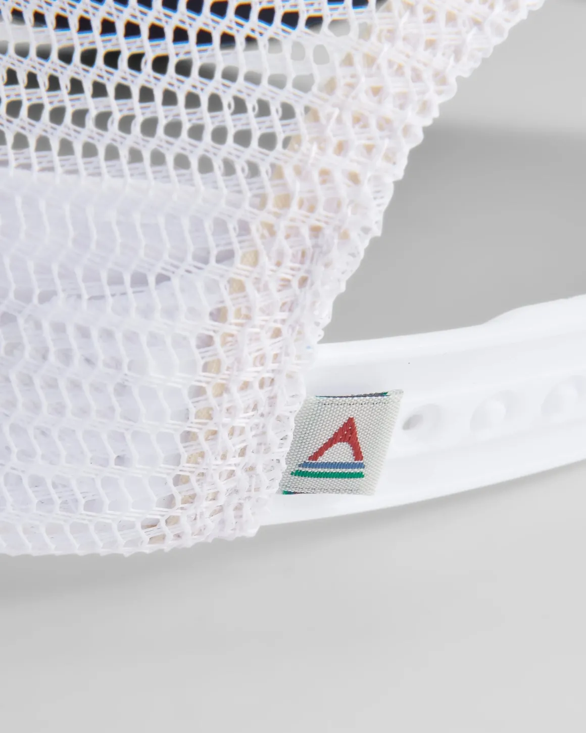 Made To Roam Mesh Snapback Hat - Rich Navy