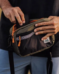 Mainland Recycled Hip Pack - True Black/ Khaki Green