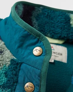 Navegado Recycled Soft-Touch Sherpa Fleece - Alpine Camo Rain Forest