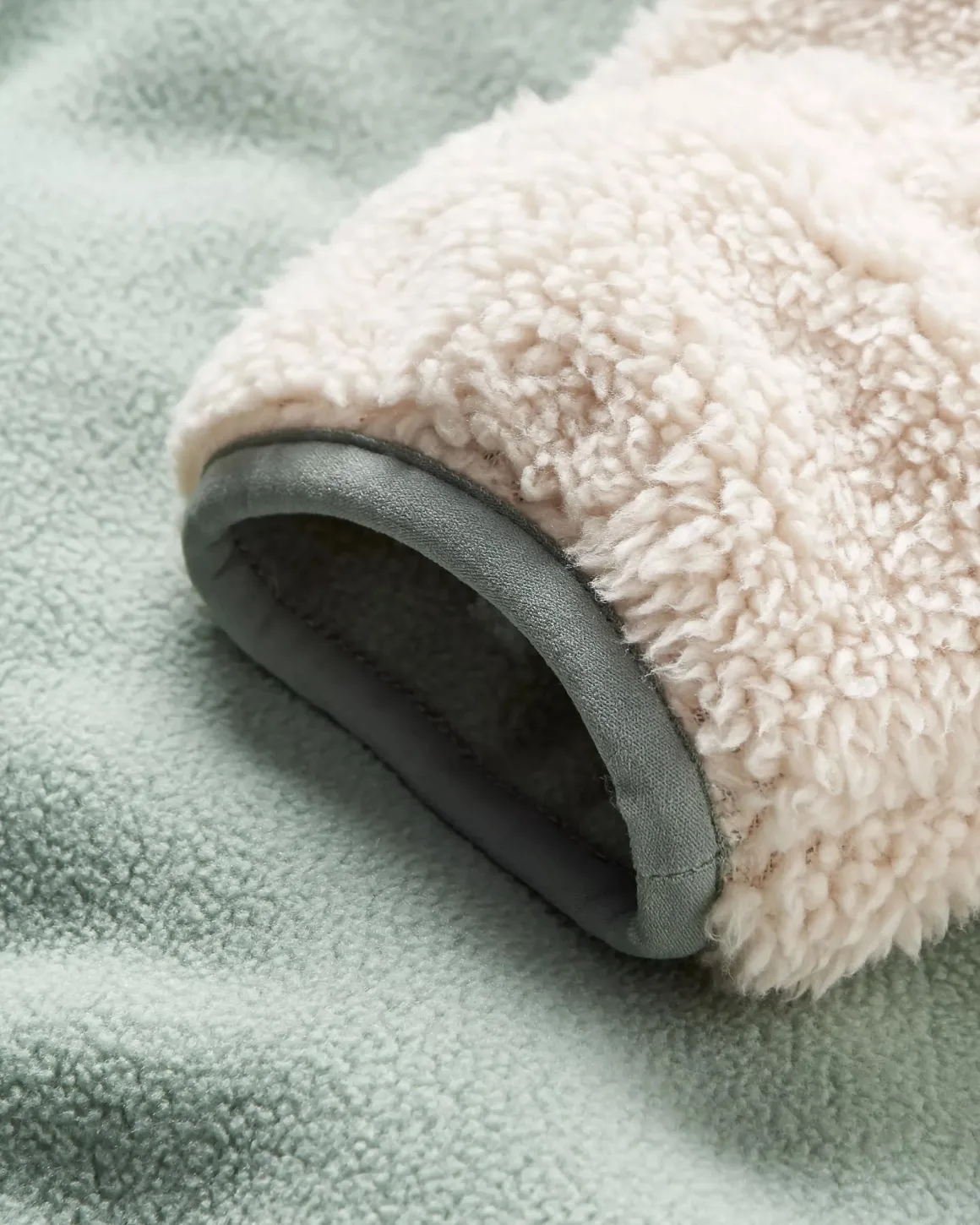 Nestling Recycled Polar-Lined Sherpa Fleece - Vintage White