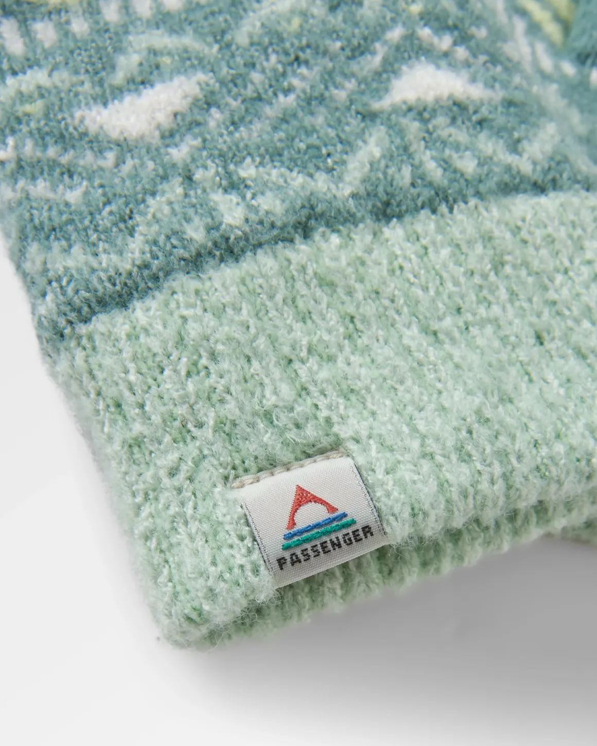 Nettle Recycled Knitted Gloves - Arctic