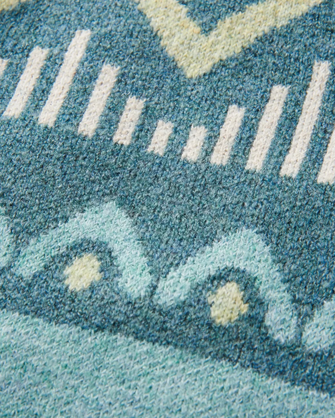 Nettle Recycled Knitted Sweater - Arctic