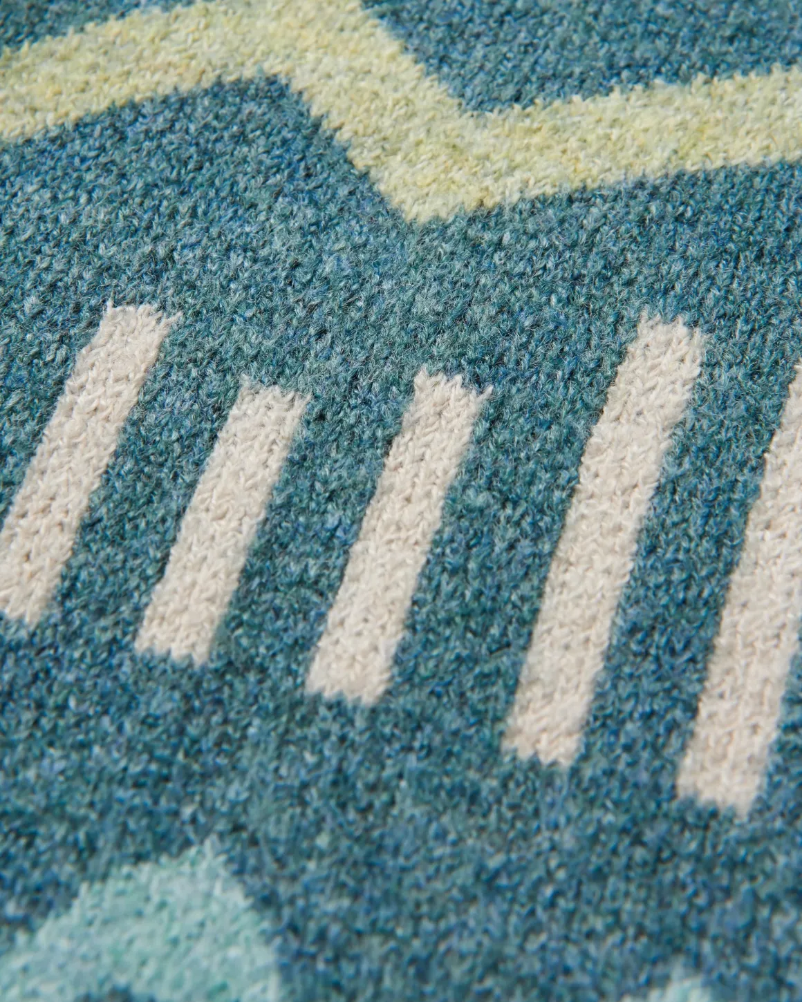 Nettle Recycled Knitted Sweater - Arctic