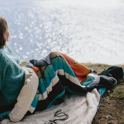 Nomadic Recycled Sherpa Blanket - Black 'Nowhere Bound' Print