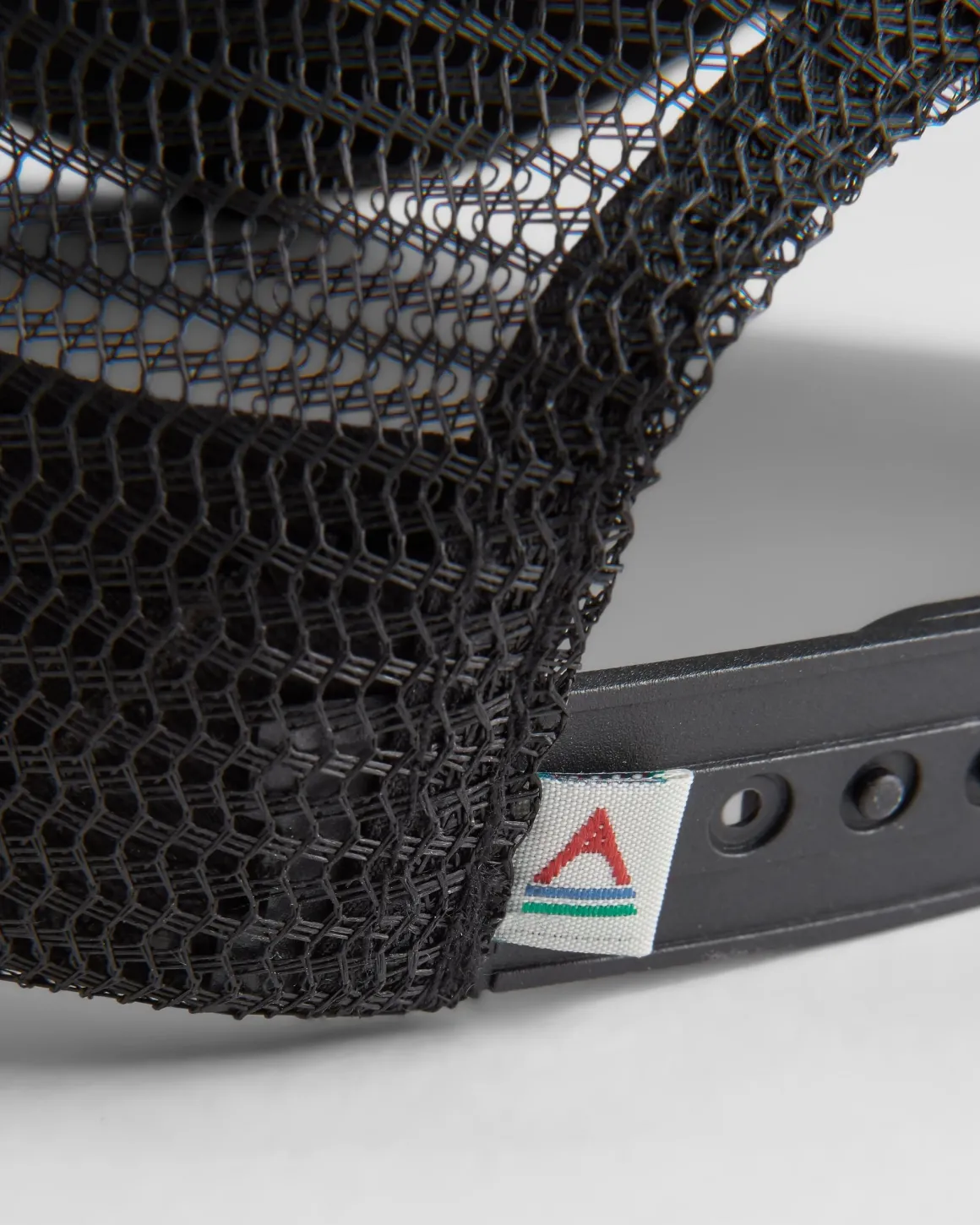 Odyssey Mesh Snapback Hat - Black