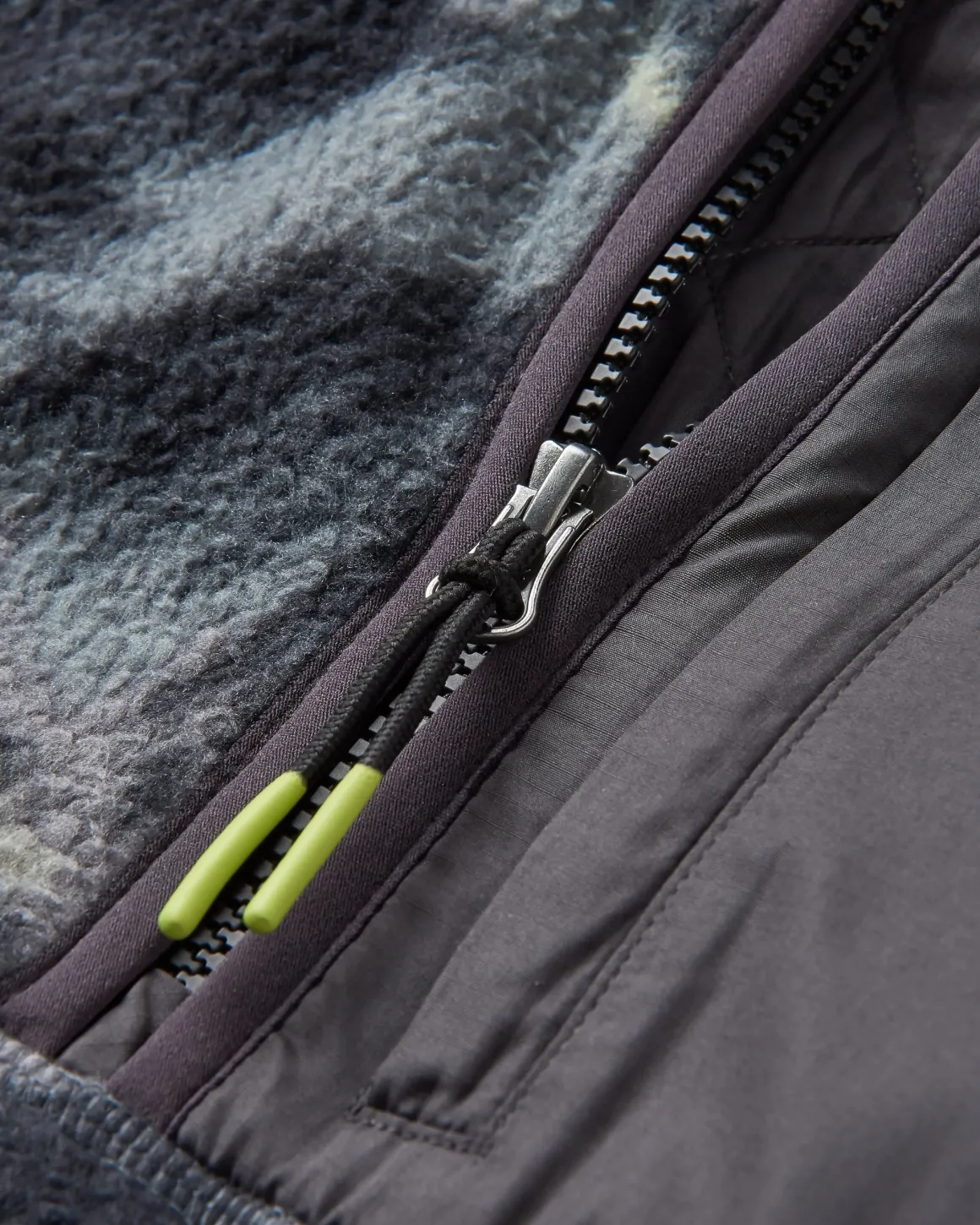 Offgrid 2.0 Half Zip Recycled Sherpa Fleece - Abstract Mountain Charcoal