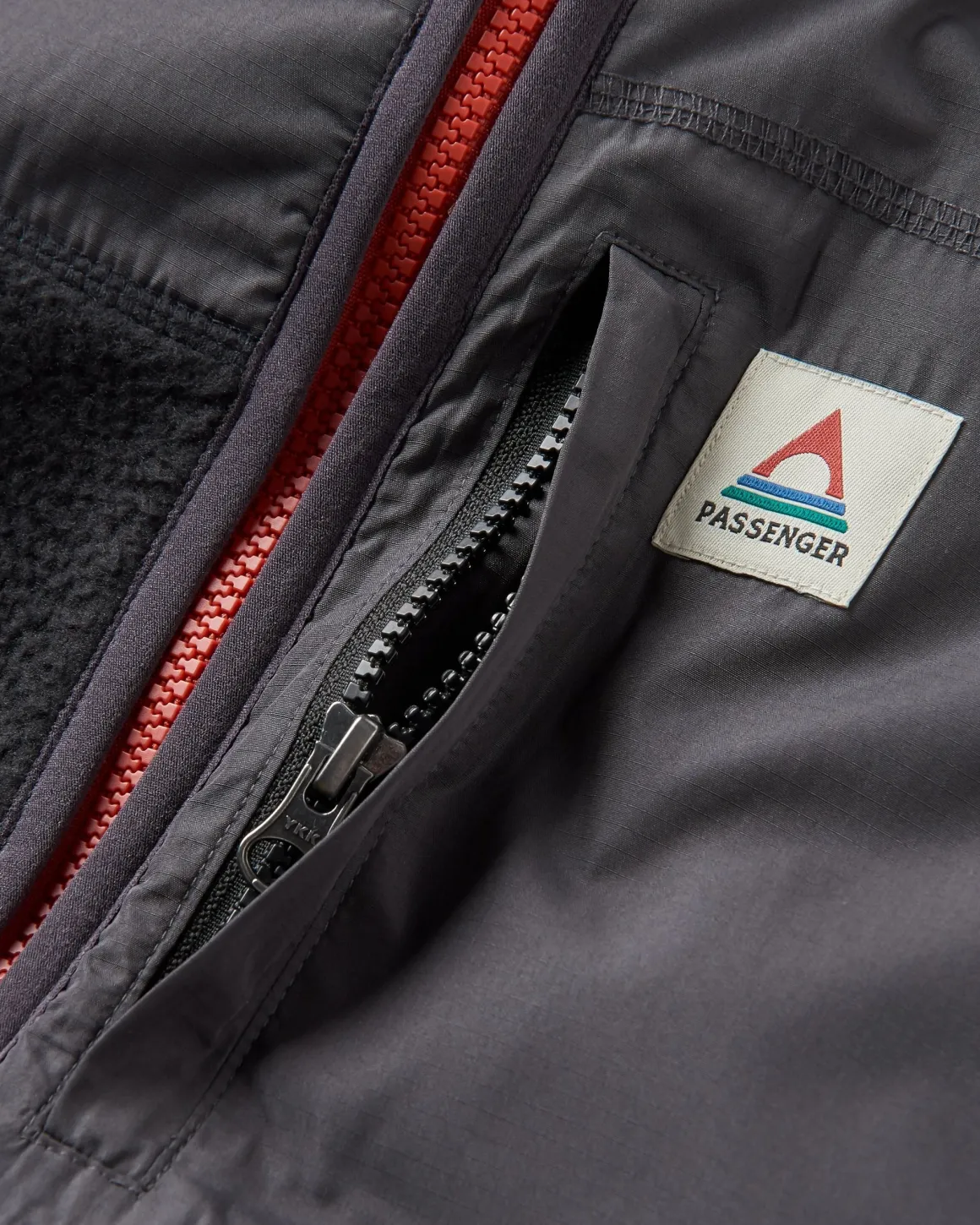 Offgrid Recycled Sherpa Fleece Vest - Black