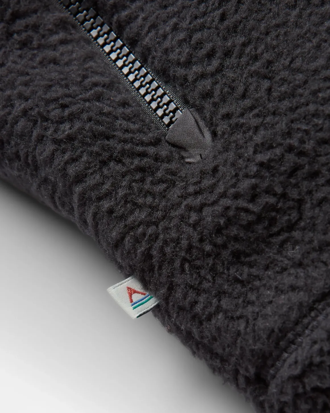 Offgrid Recycled Sherpa Fleece Vest - Black