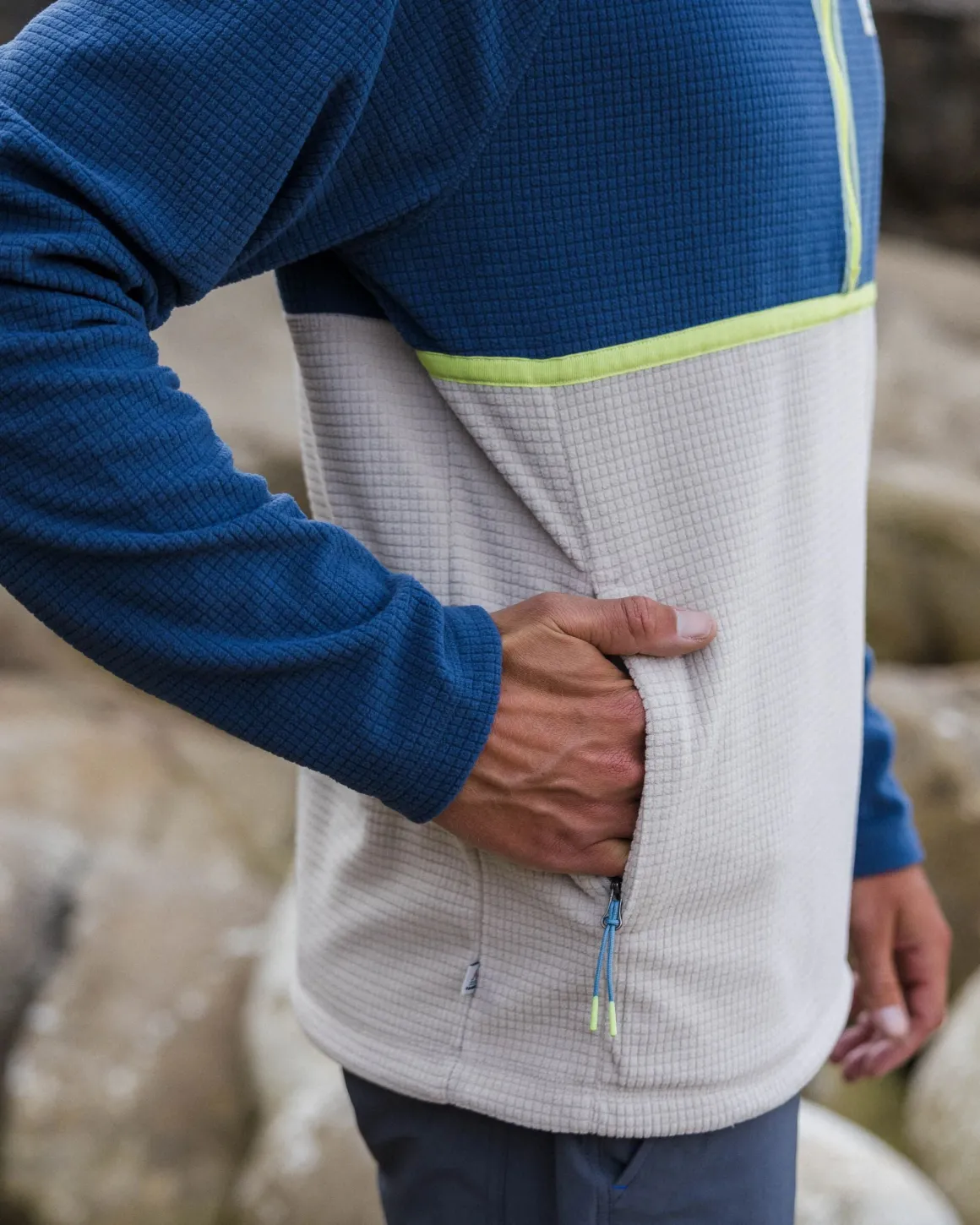 Overlook Recycled Grid Polar Fleece - Dark Denim/Pebble Grey