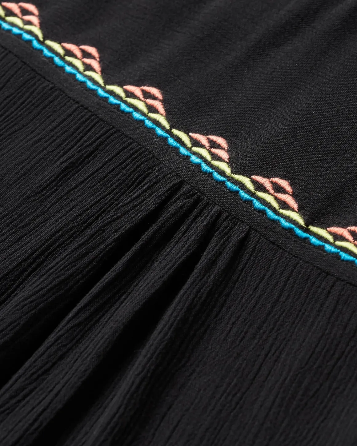 Petal Tank Top - Black