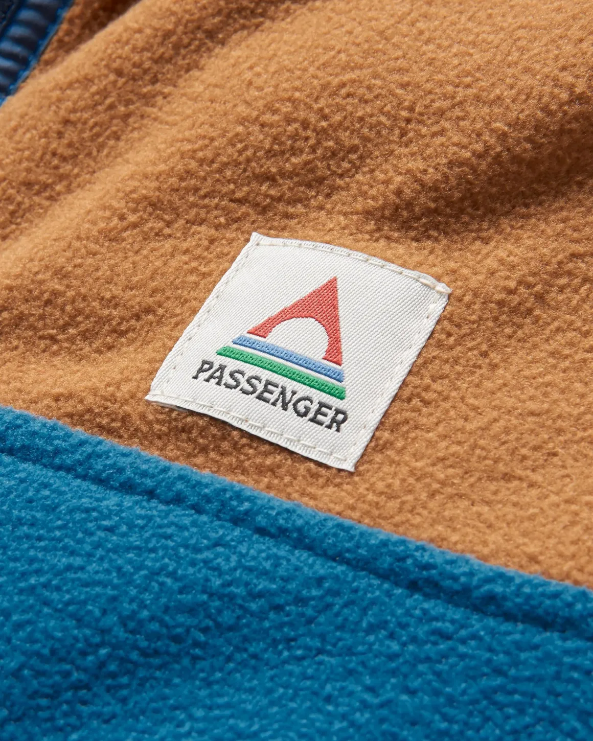 Set Off Recycled Polar Quarter Zip Fleece - Toffee/Blue Steel