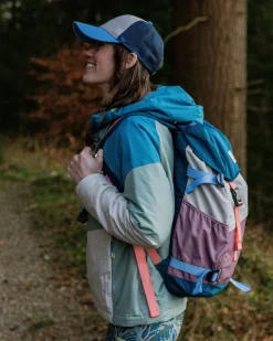 Shasta Lightweight Women's Recycled Thermore Insulated Jacket - Pistachio/Blue Steel