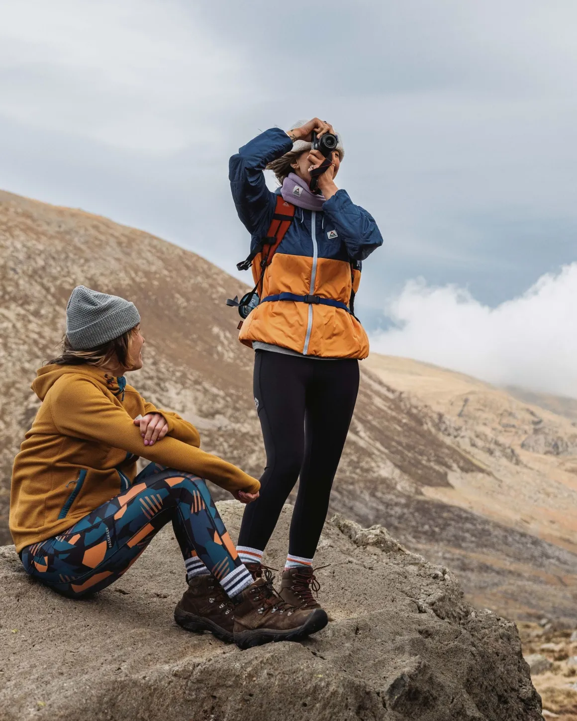 Singletrack Recycled Thermore® Insulated Jacket - Dark Denim/ Apricot