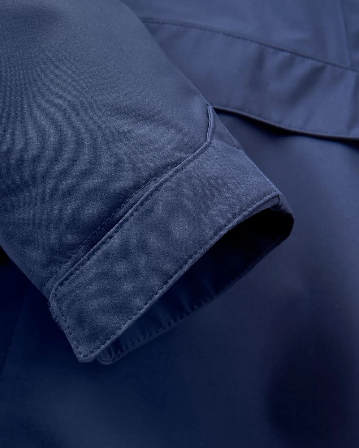 Skyline Recycled Water Resistant Pullover - Rich Navy