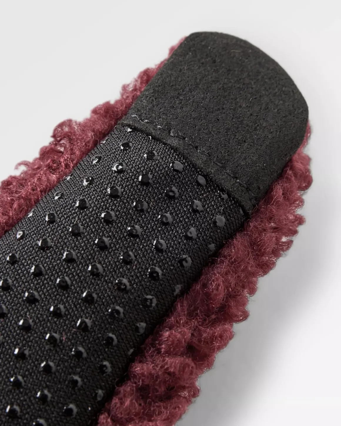 Snowfall 2.0 Recycled Sherpa Gloves - Wine