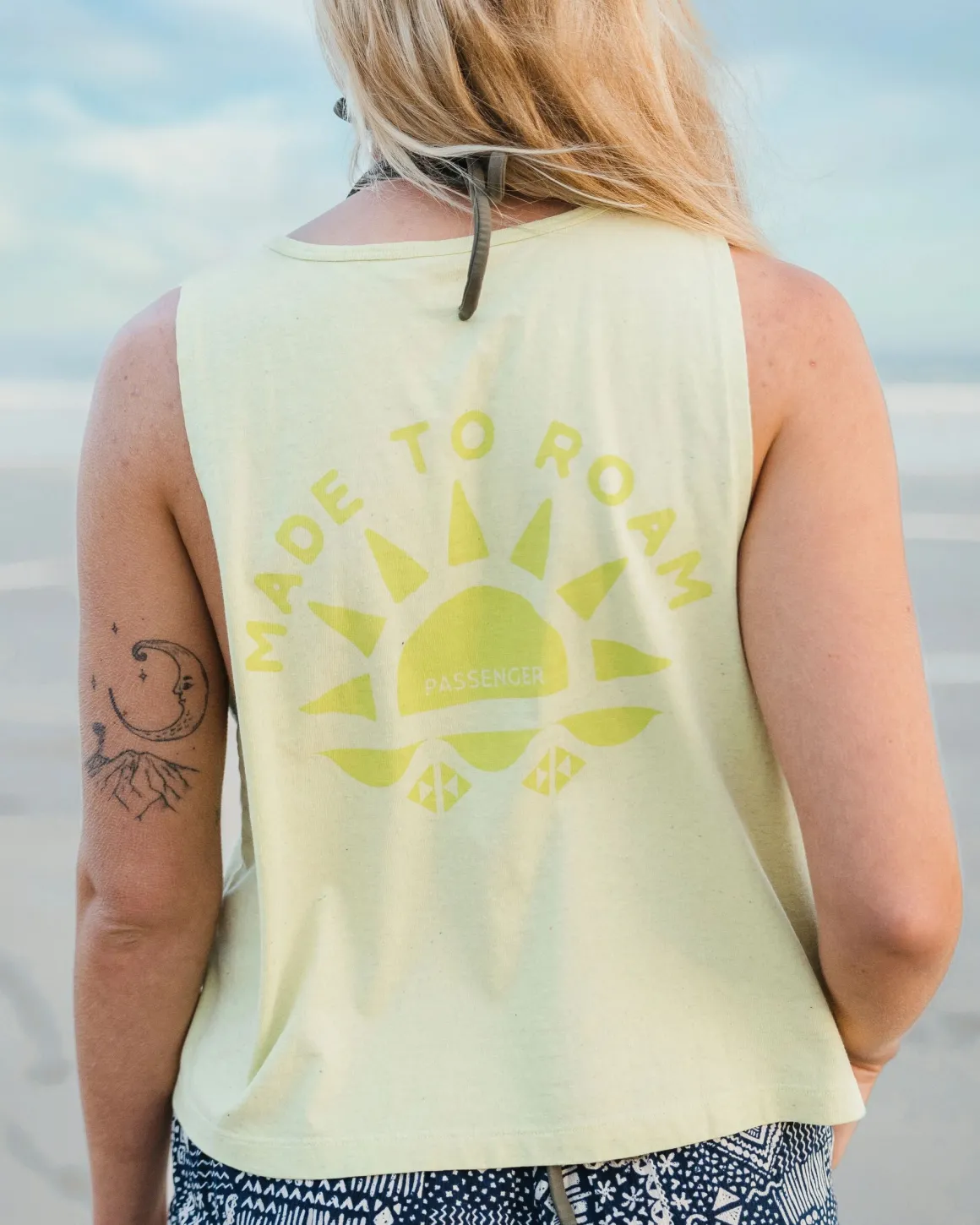 Sunburst Organic Tank Top - Soft Lime Juice