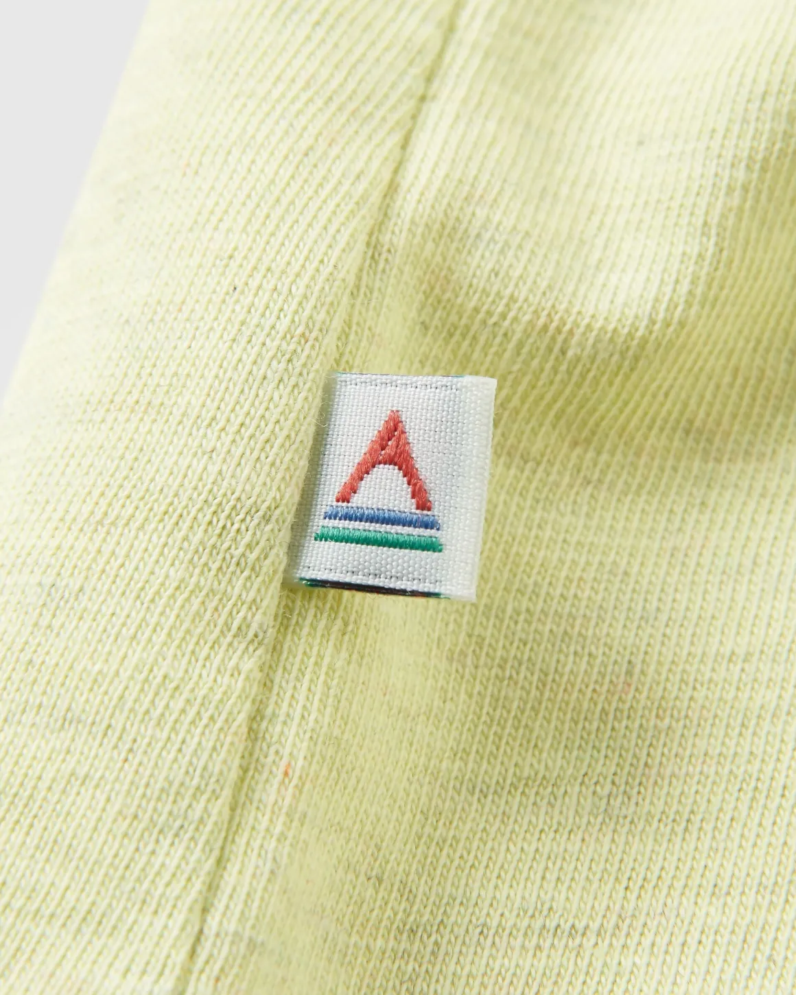 Sunburst Organic Tank Top - Soft Lime Juice