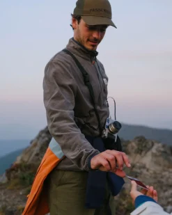 Switchback Recycled Micro Polartec® Fleece - Gray Marl 2