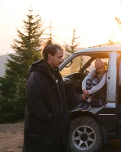 Tempest Recycled Waterproof Changing Robe - Black