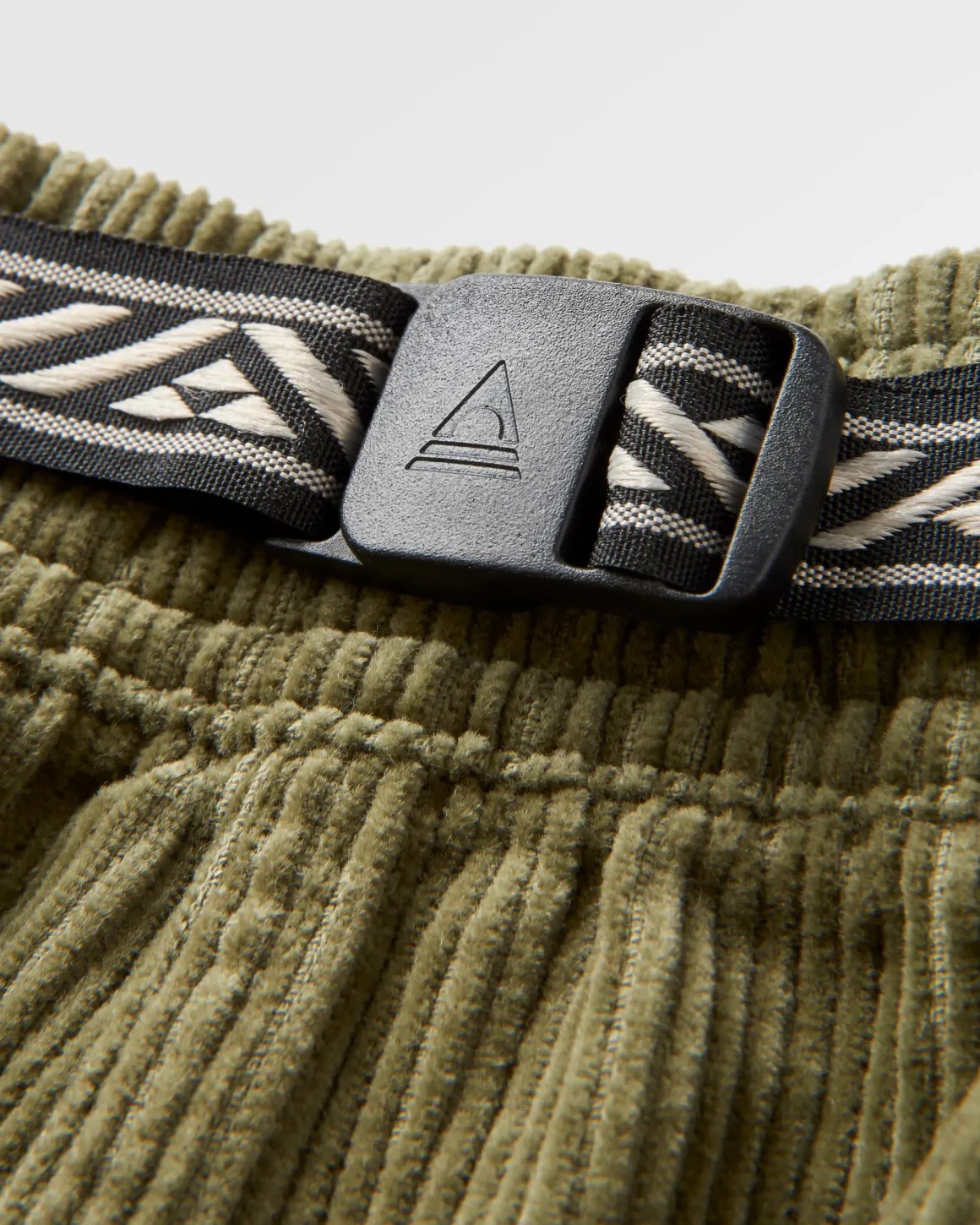 Topanga Cord Short - Khaki Green