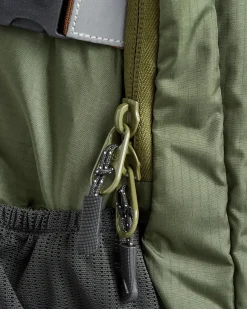 Track Recycled 20L Backpack - Fir Tree