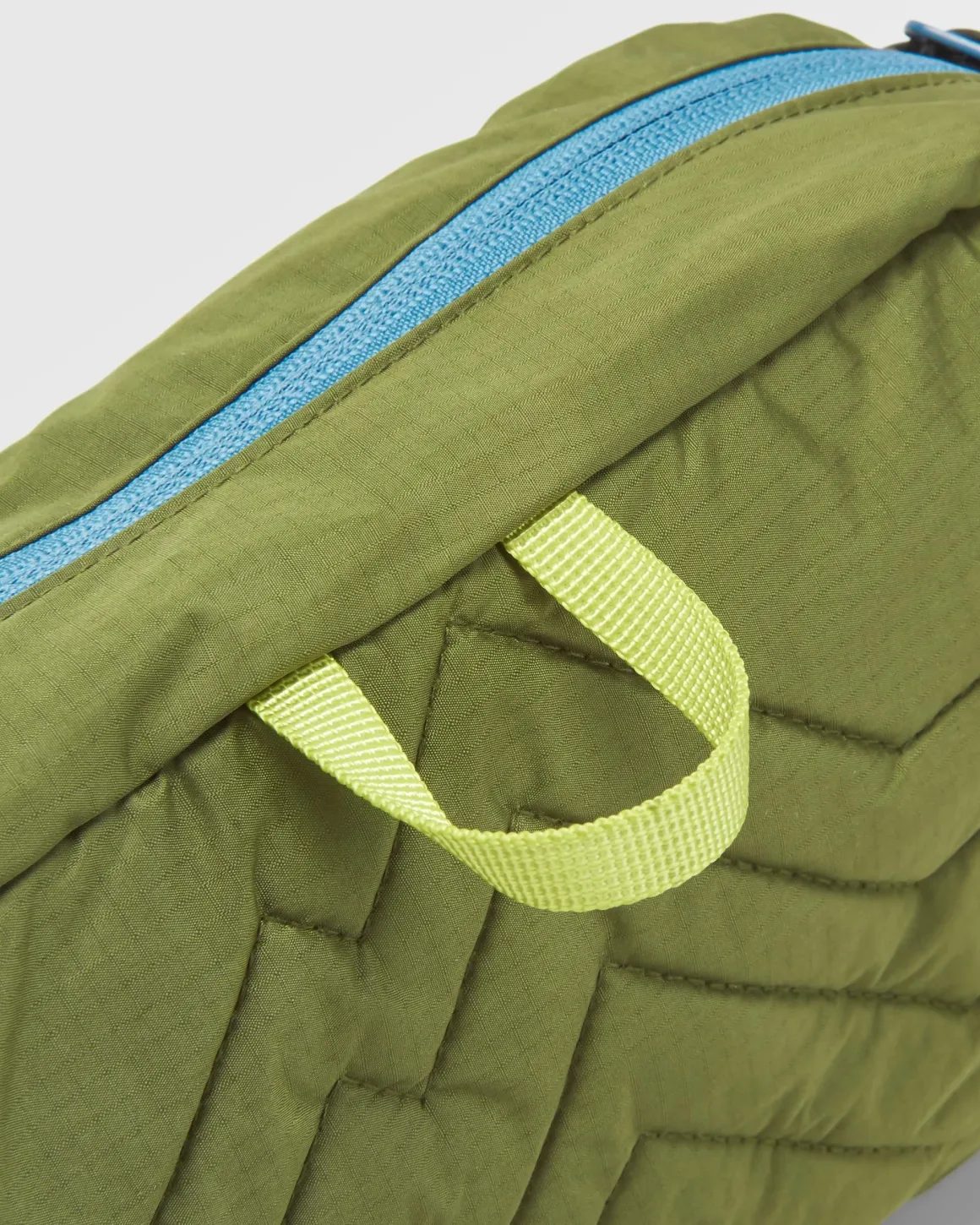 Trail Light Recycled Packable Hip Pack - Khaki Green